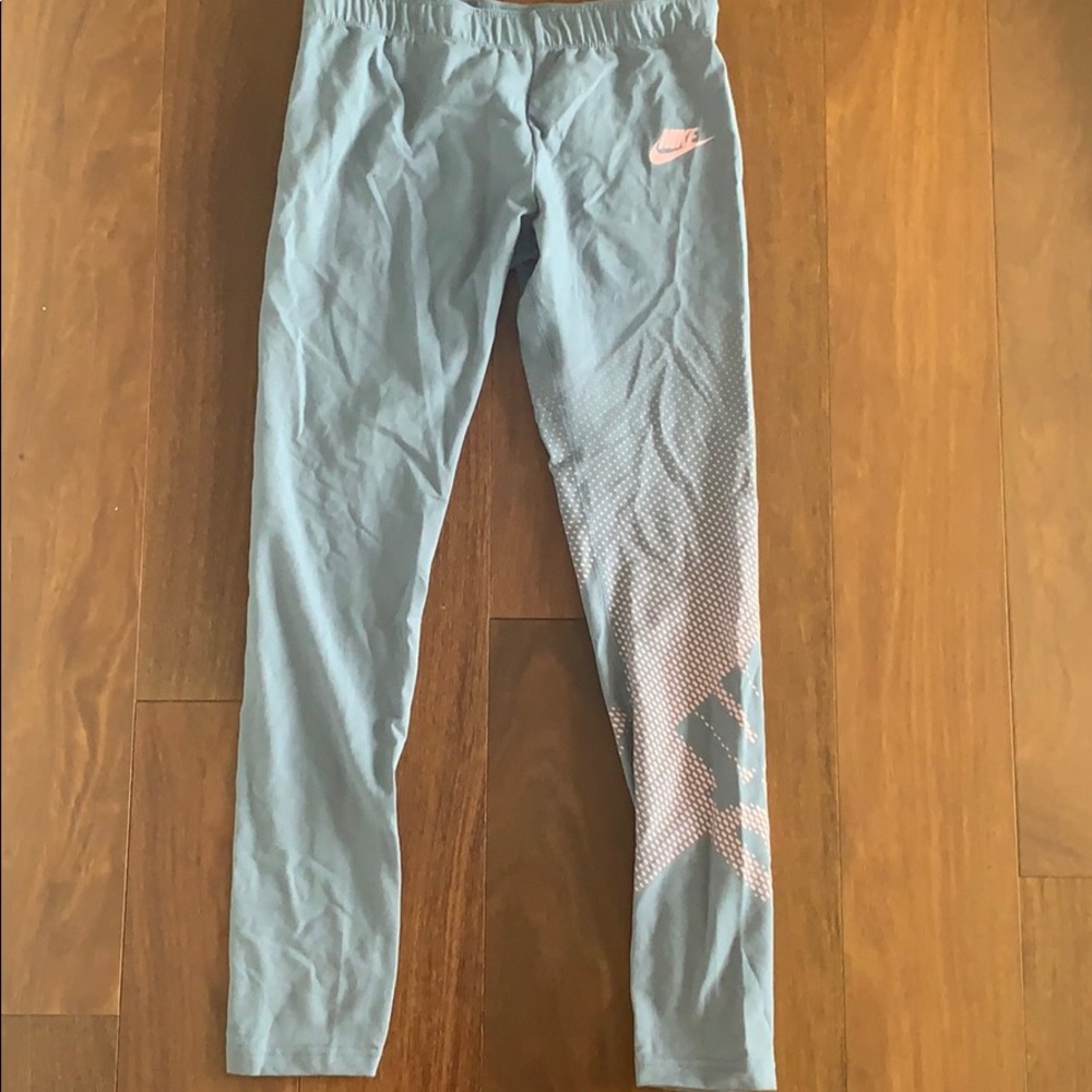 Grey and pink leggings